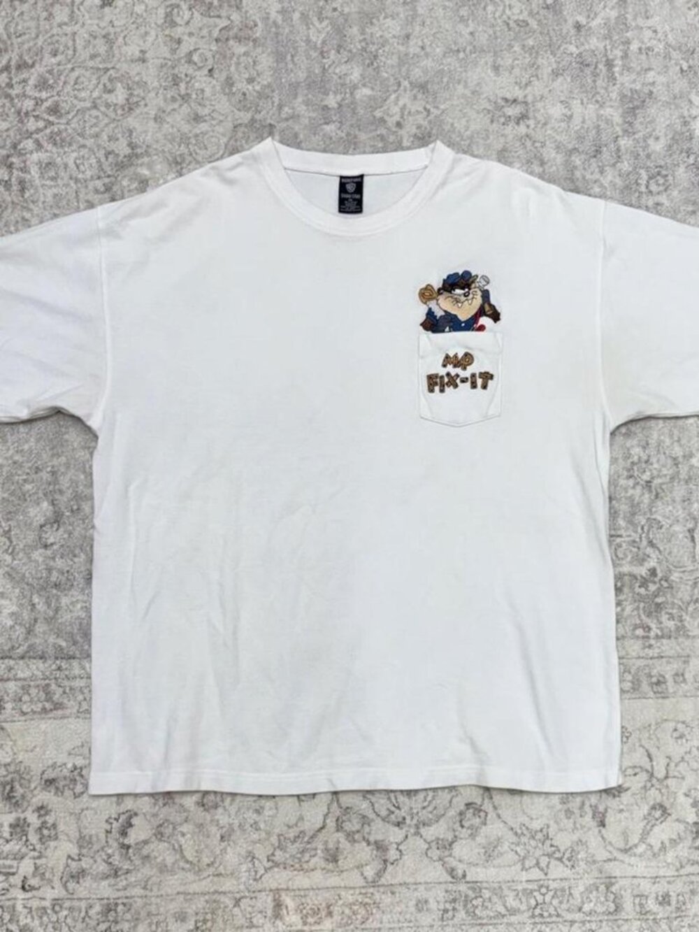 1998 vintage Warner Bros looney tunes Taz shirt “Mr Fix It”
